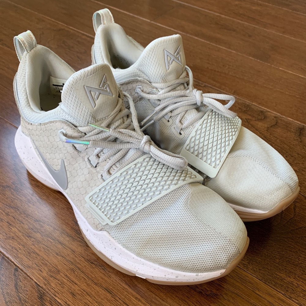 Nike PG 1 Pure Platinum/ Wolf Grey Men’s size 9.5